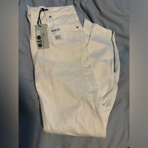 NWT women’s white Topshop Moto jeans leggings size 6.  W28/L30.